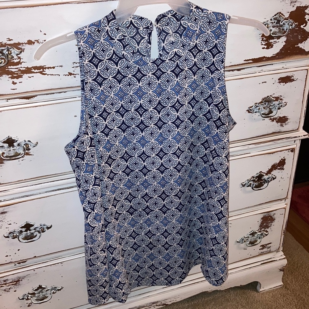 Women’s blouse
